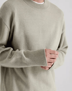 100% Premium Wool Turtleneck